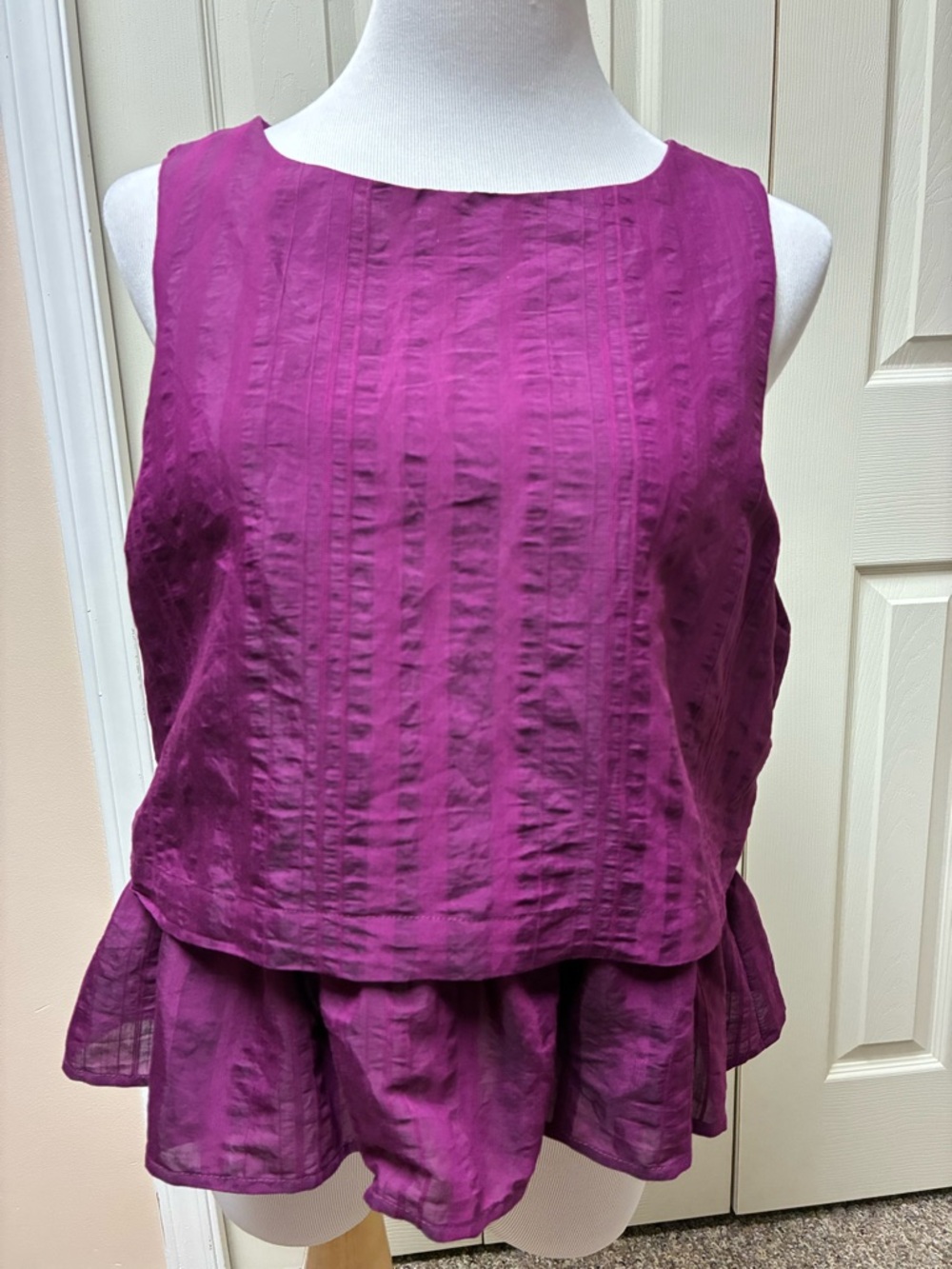 Kismet Size Large Purple Sleeveless Peplum Tunic